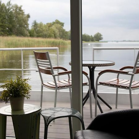 Houseboat uitzicht over veluwemeer, natuurlokatie, prachtige vergezichten Biddinghuizen Buitenkant foto