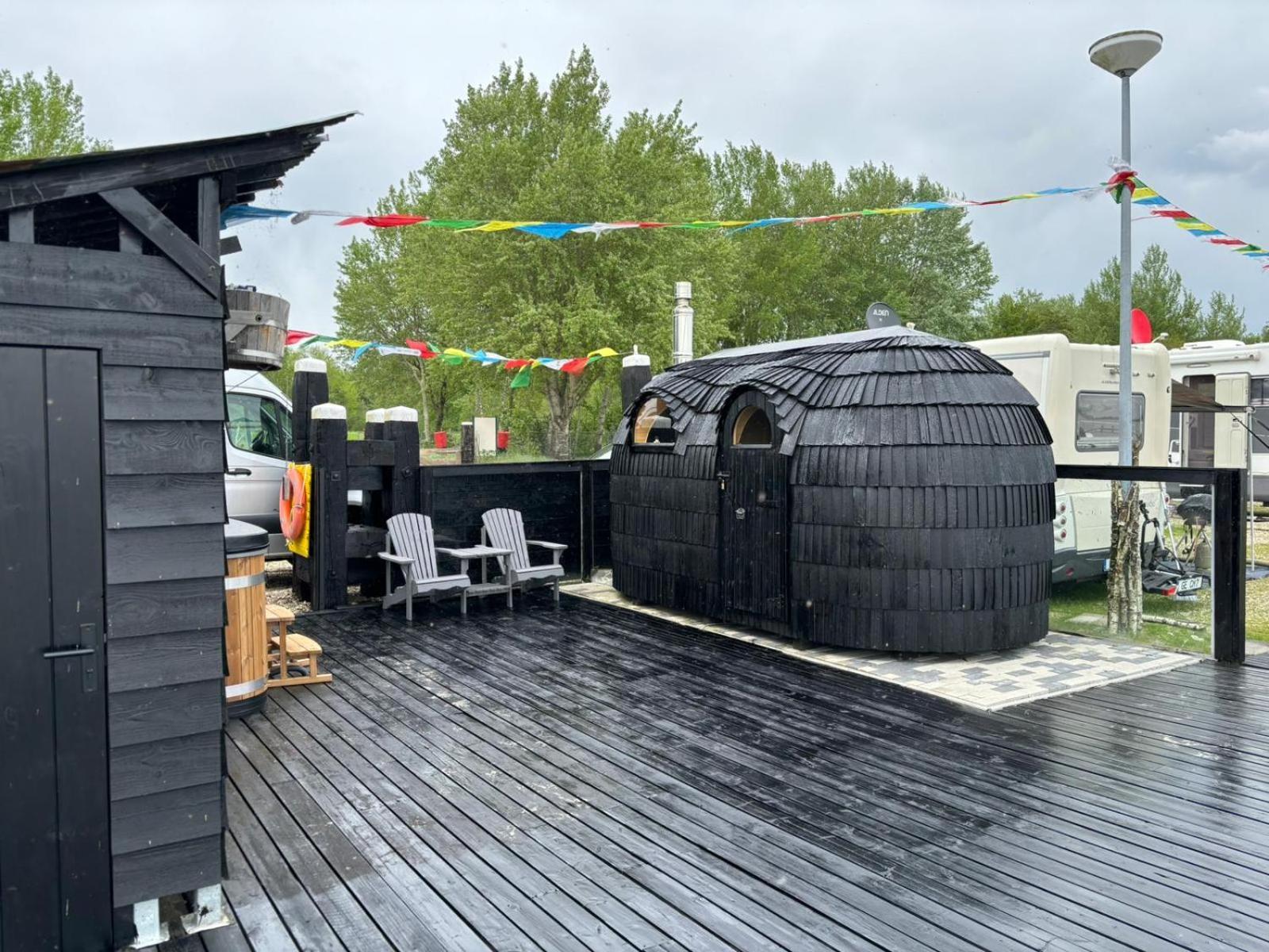 Houseboat uitzicht over veluwemeer, natuurlokatie, prachtige vergezichten Biddinghuizen Buitenkant foto